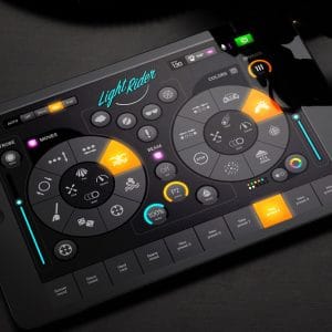 Light Rider App auf einem Tablet zur DMX-Lichtsteuerung mit Effekten und Farbsteuerung